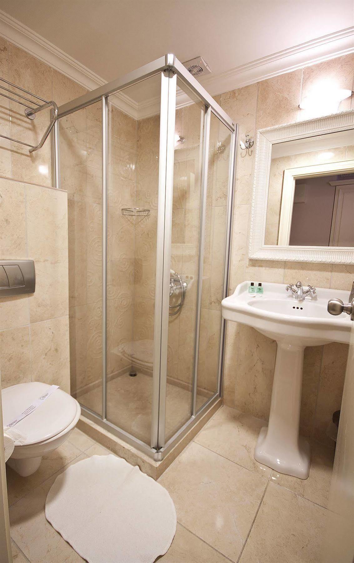Hotel Evsen 3*